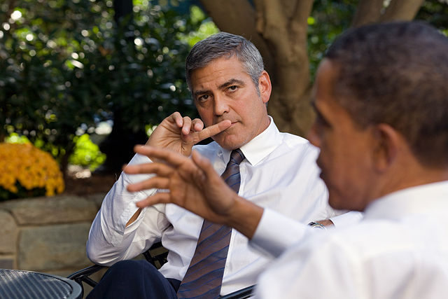 President Barack Obama discusses the situation in Sudan with actor George Clooney during a meeting outside the Oval Office, Oct. 12, 2010. (Pete Souza via Wikimedia Commons)